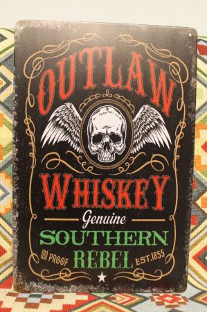 fém kép: Outlaw whiskey