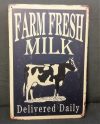 fém kép: Farm fresh milk